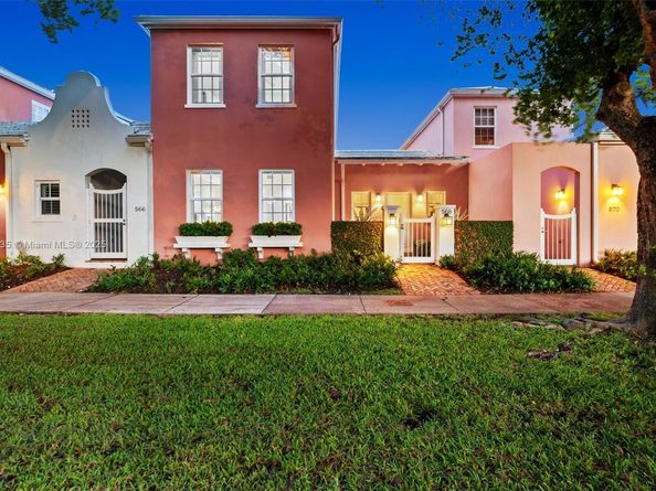 568 Loretto Ave 11, Coral Gables FL 33146