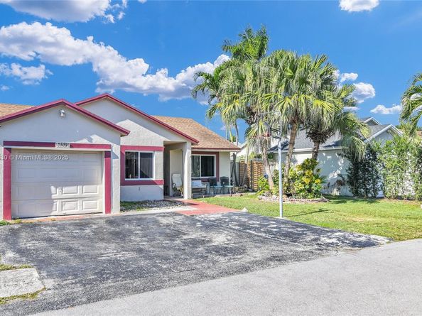 13520 SW 116th Ct, Miami FL 33176