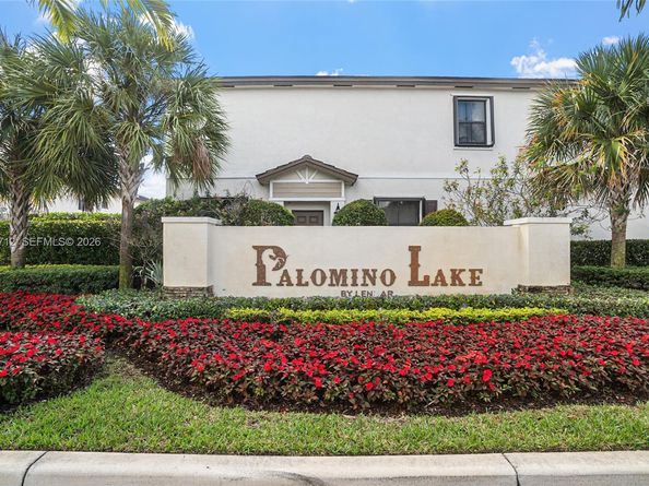 4665 Caspian Way, Davie FL 33314