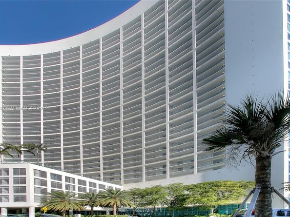 601 NE 36th St 710, Miami FL 33137