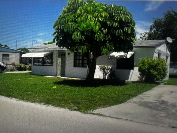 1609 S 25th Ave, Hollywood FL 33020