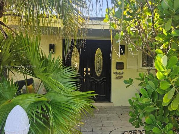 4521 NE 15th Ter, Oakland Park FL 33334