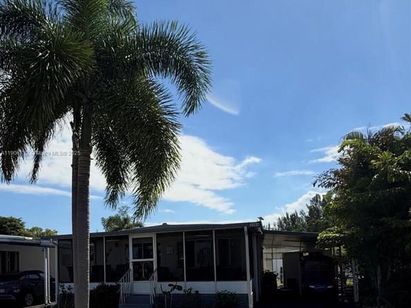 2964 Harbor Ln, Fort Lauderdale FL 33312