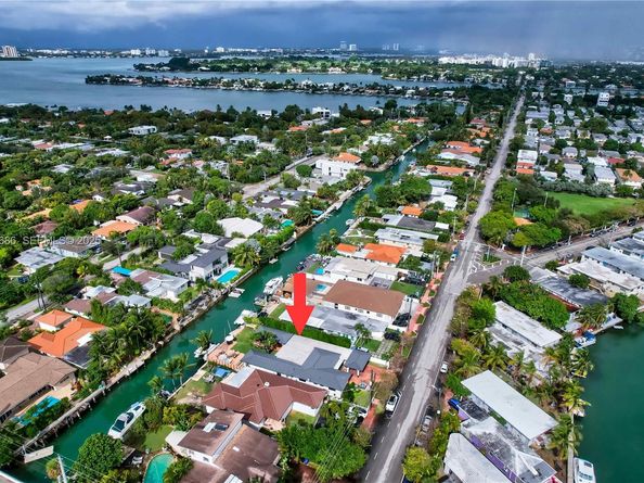 7724 Hawthorne Ave, Miami Beach FL 33141