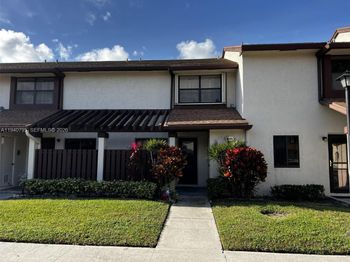 4389 N Carambola Cir N