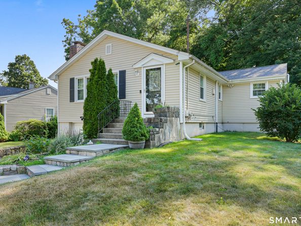 217 Macon Drive, Bridgeport CT 06606