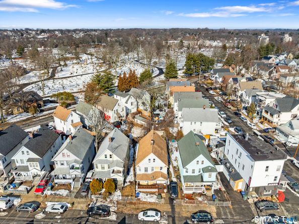 1036 Maplewood Avenue, Bridgeport CT 06605