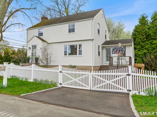 126 Ann Street, Fairfield CT 06824