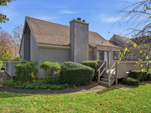 375 Piute Lane B, Stratford CT 06614