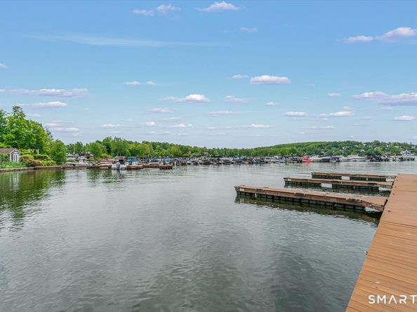 4 Candlewood Birches, Brookfield CT 06804