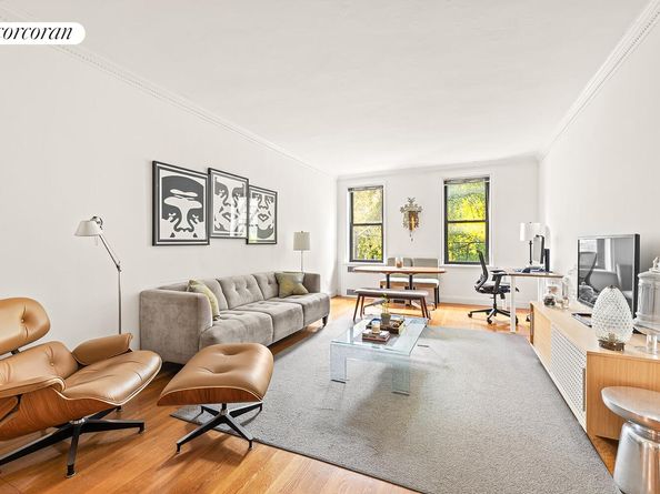 350 East 54th Street 3H, New York NY 10022