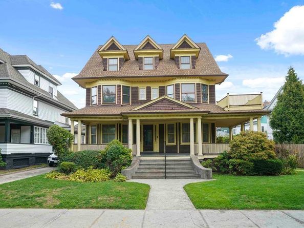 561 East 17th Street, Brooklyn NY 11226