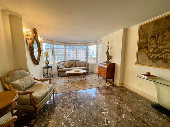 330 East 38th Street 5K, New York NY 10016