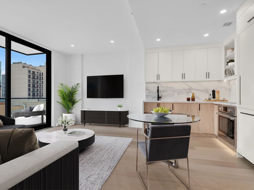 33-10 38th Avenue 302, Queens NY 11101
