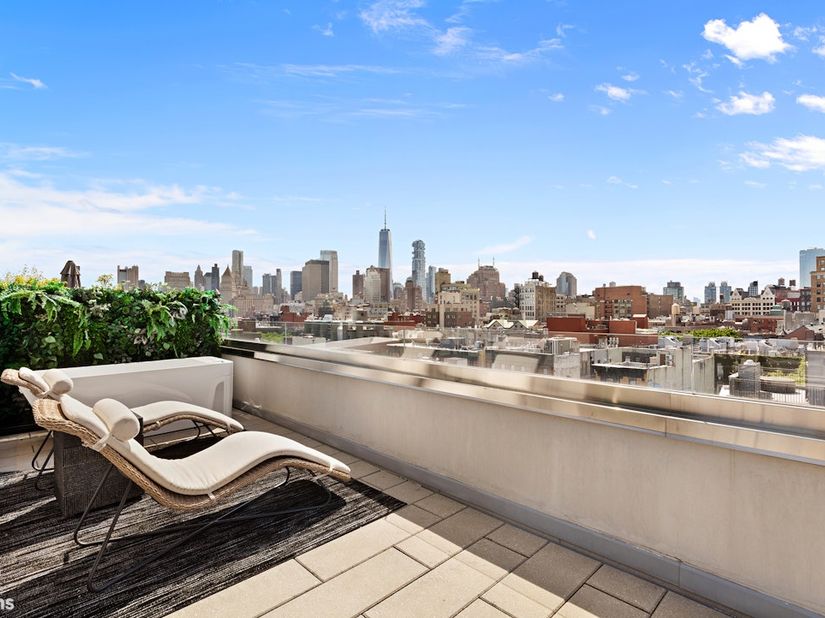 260 Bowery PH, New York NY 10012