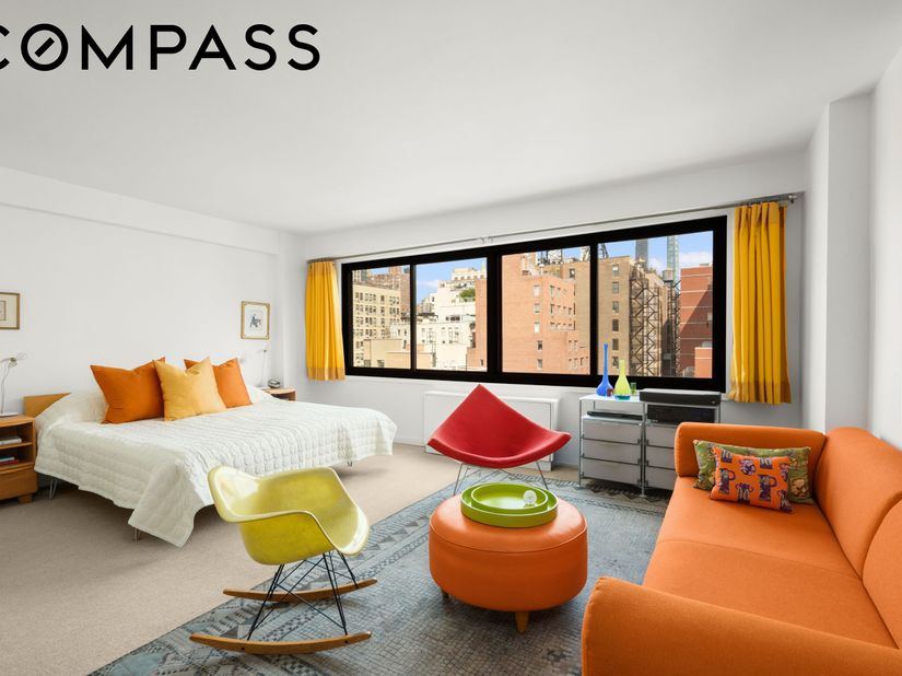 201 West 21st Street 12C, New York NY 10011