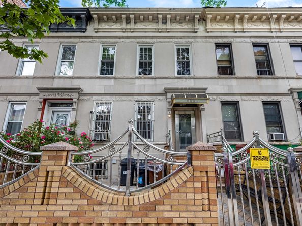 315 East 28th Street, Brooklyn NY 11226