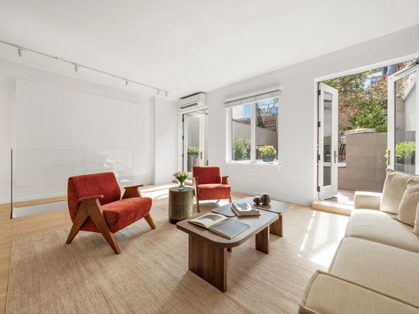 120 East 29th Street TH1, New York NY 10016