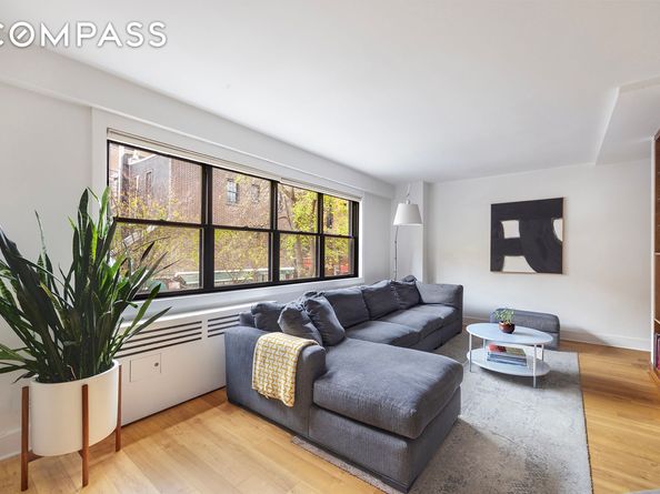 31 Jane Street 2CD, New York NY 10014