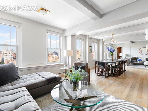 136 Waverly Place 17BC, New York NY 10014