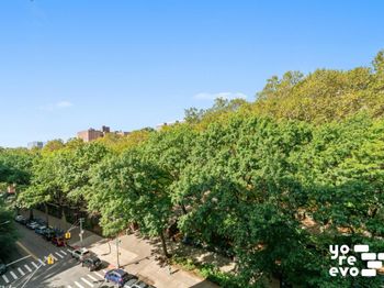 130 Bradhurst Avenue