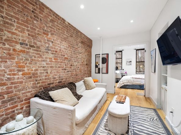 347 East 5th Street 1A, New York NY 10003