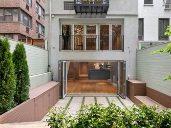 425 East 50th Street