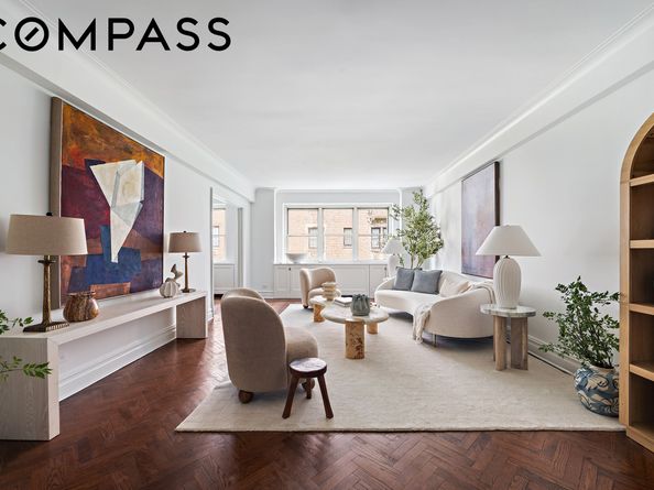 710 Park Avenue 6D, New York NY 10021