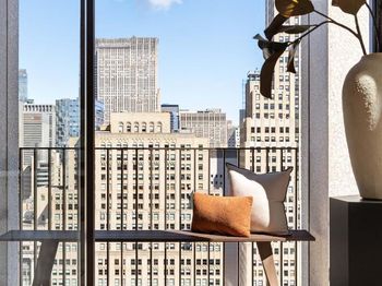 16 West 40th Street