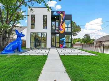 3415  Chihuahua Avenue 