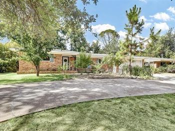 7004  Meadowbrook Drive 