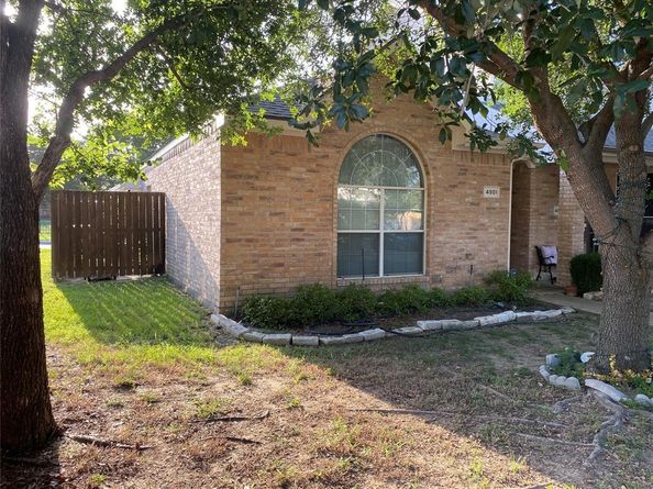 4901  Las Lomas Drive , Mesquite Texas 75150
