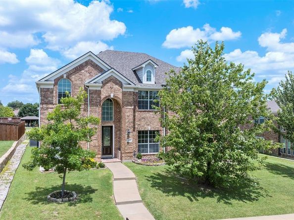 2505  Claymore Avenue , Garland Texas 75043