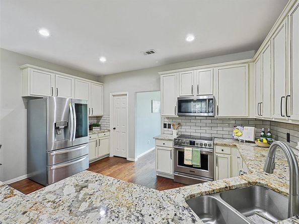 5004  Rain Forest Drive , McKinney Texas 75070