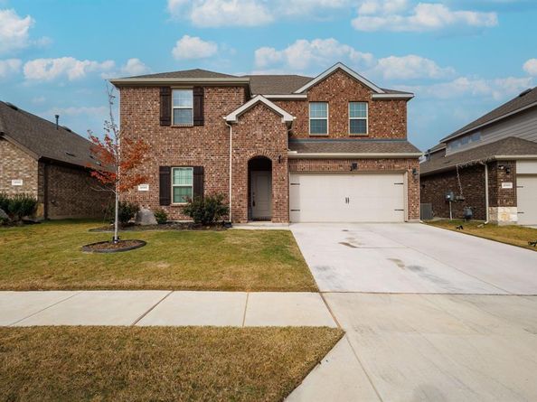 10305  Plumlee Lane , Aubrey Texas 76227