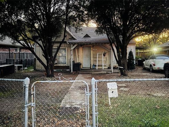 7405  Denton Drive , Dallas Texas 75235