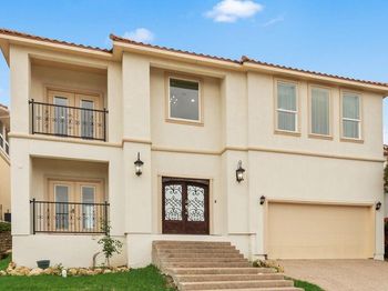 7725  Lakeview Circle 