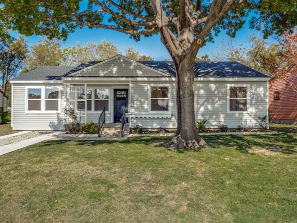 2411  Glengariff Drive , Dallas Texas 75228