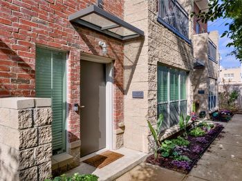 1604  Jensen Court 