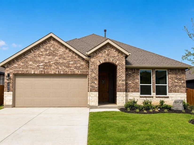 2608  GOLDFINCH Drive , Denton Texas 76205