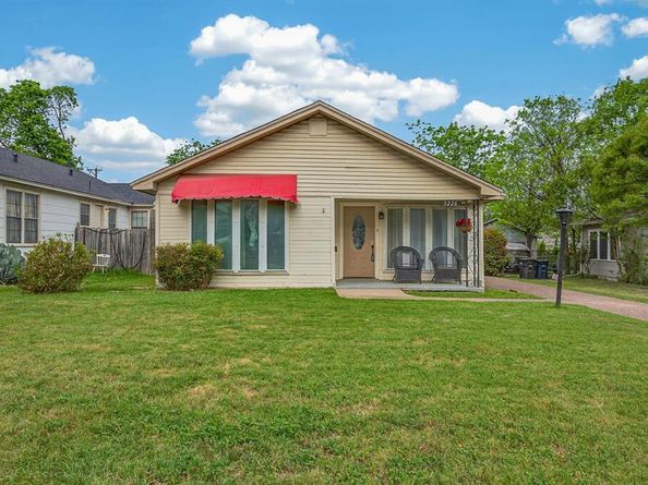 3226  Merida Avenue , Fort Worth Texas 76109