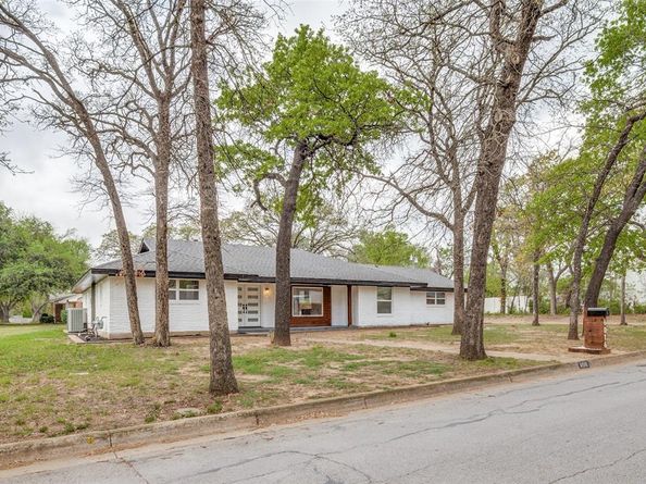 6016  Jacqueline Road , Fort Worth Texas 76112