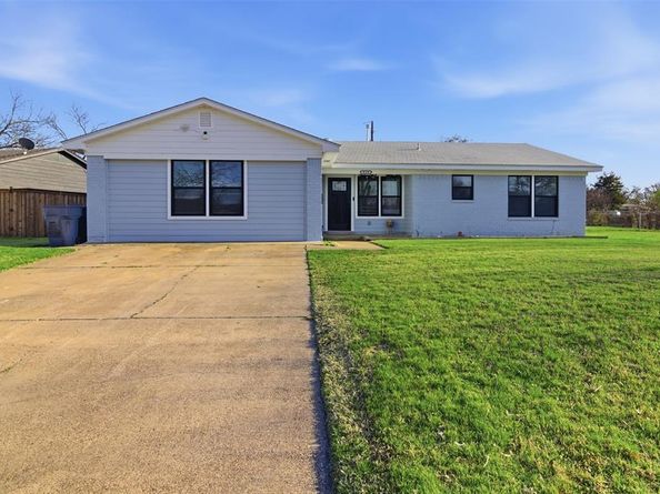 626  Shadyway Drive , Dallas Texas 75232