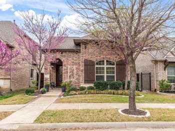 904  Enchanted Wood Drive 