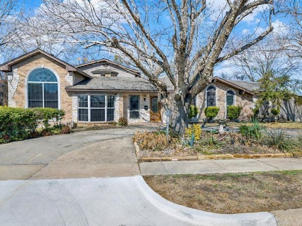 501  Colgate Drive , Lancaster Texas 75134