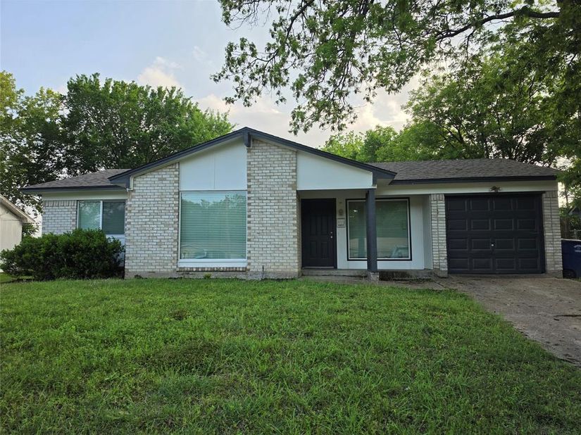 6227  Bowling Brook Drive , Dallas Texas 75241