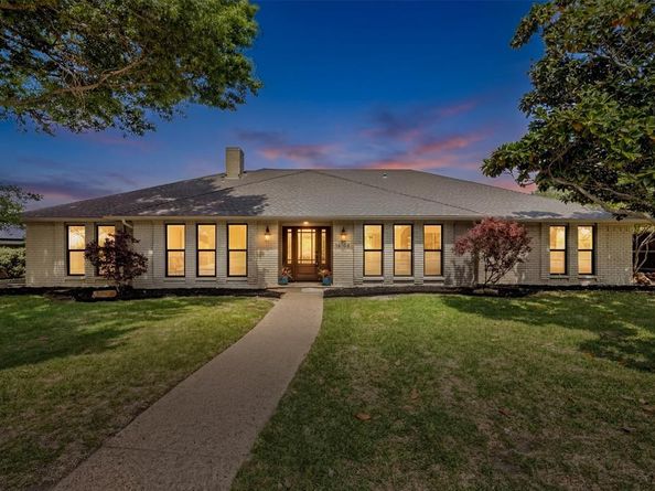 16106  Salado Drive , Dallas Texas 75248