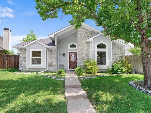2539  Melissa Lane , Carrollton Texas 75006