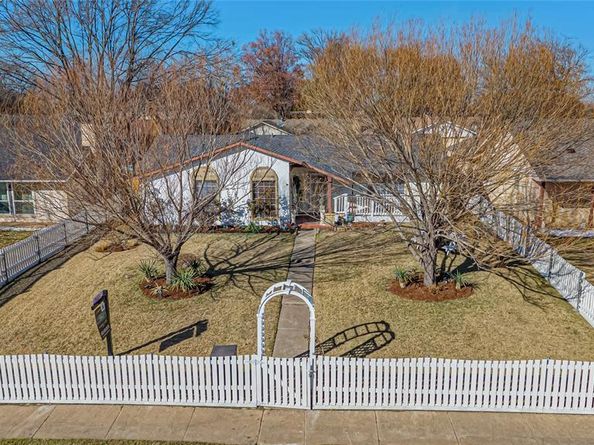 2309  Homestead Place , Garland Texas 75044