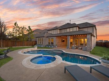 2900  Vaquero Lane 